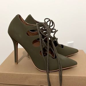 Steve Madden heels